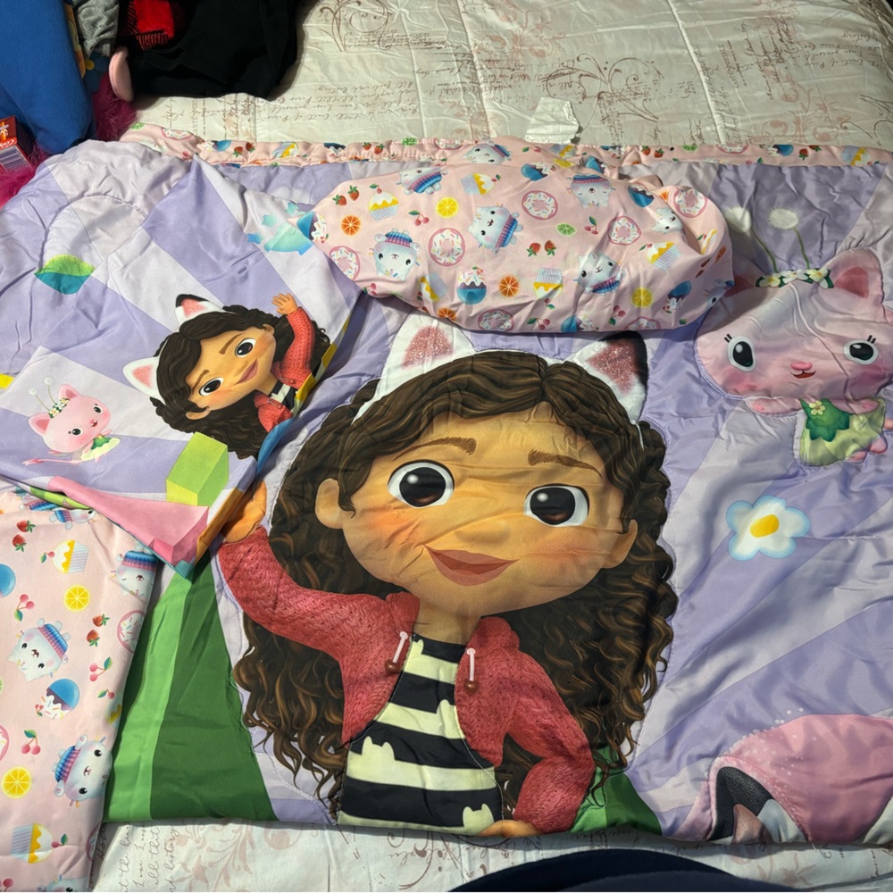 COPY - GABBYS DOLL HOUSE TODDLER BED SET